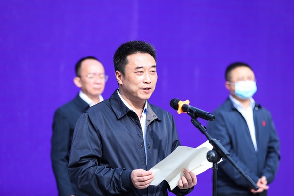 云岩区沙河街公共停车场建设项目开工仪式举行朱刚致辞并宣布开工