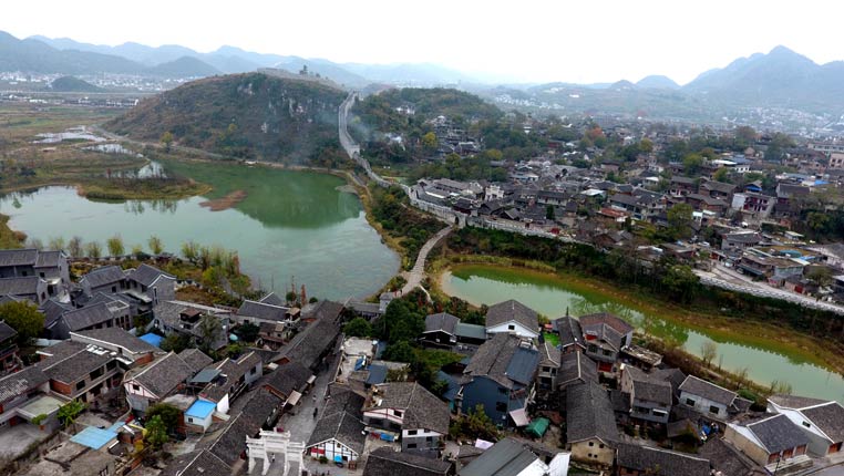 航拍中国历史文化名镇：贵阳青岩古镇
