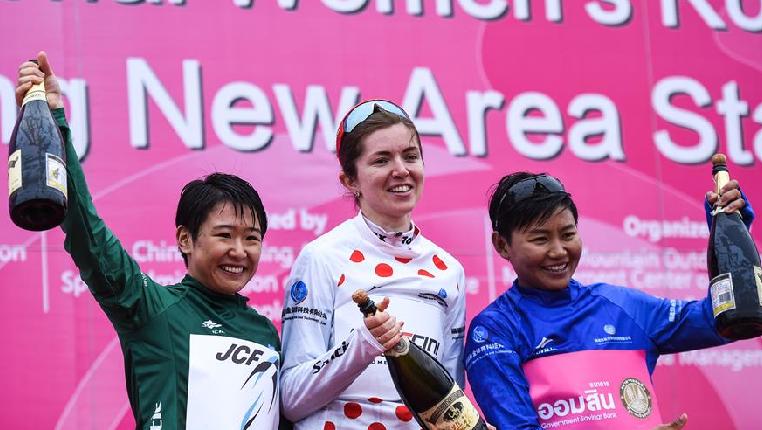 “全景贵州”女子国际公路自行车赛落幕