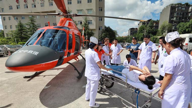 贵州首架专业医疗构型救援直升机即将投入使用