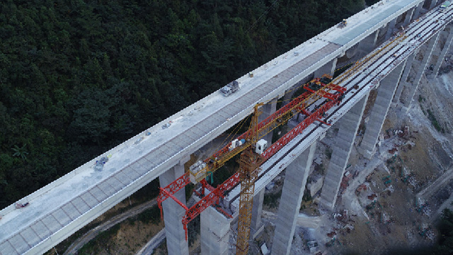 紫望高速公路加紧施工 预计年内部分通车