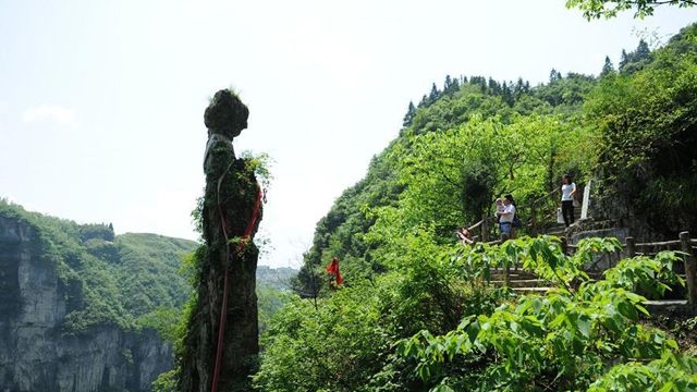 貴州萬山：廢棄礦山變旅遊景點