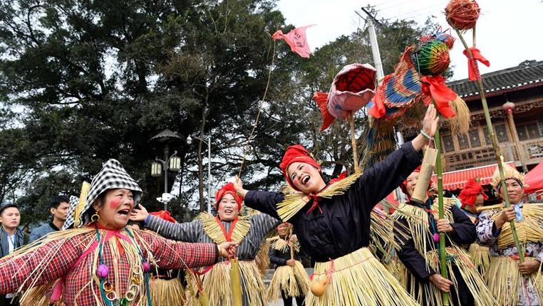 贵州榕江：侗族同胞祭祀“萨玛”