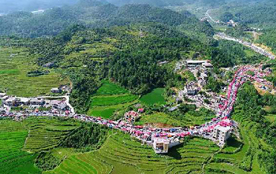 长顺：万人&ldquo;赶秋坡&rdquo; 山顶寻乡愁