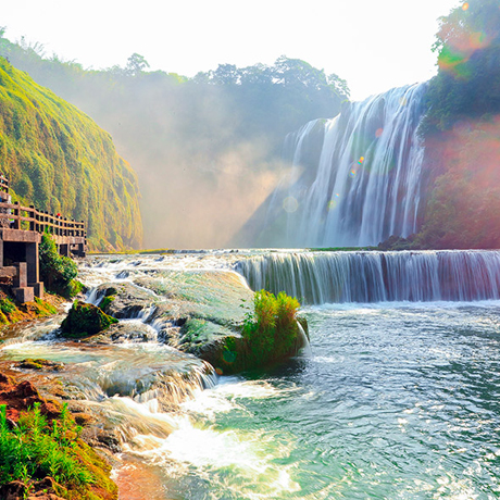 黃果樹旅遊區：觀壯美瀑布 享天然氧吧