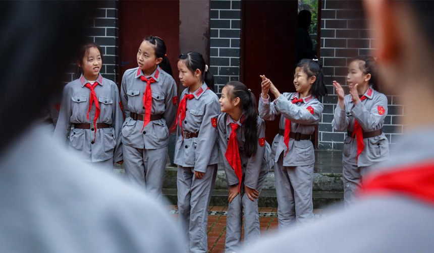 传承红色基因——探访全国第一所红军小学