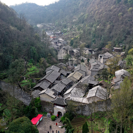 航拍“屯堡文化地面博物馆”安顺云山屯