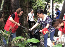 南明区：走近“两优一先”，感受榜样力量