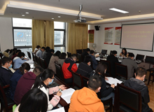 观山湖区委组织部等部门传达学习区党代会精神