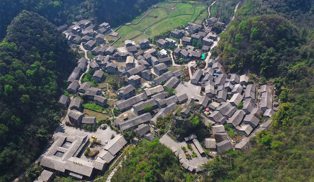 探访贵州镇宁高荡村——石头堆出来的古村落
