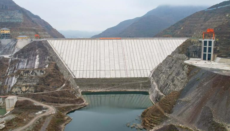 贵州最大水利工程成功下闸蓄水