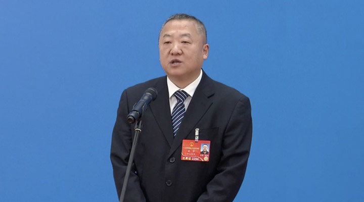 姜涛代表：35年只做一件事，那就是超越自我攻破难关