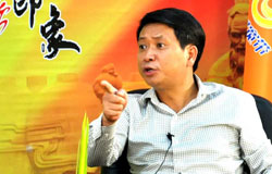 嘉宾丁远怀在访谈中