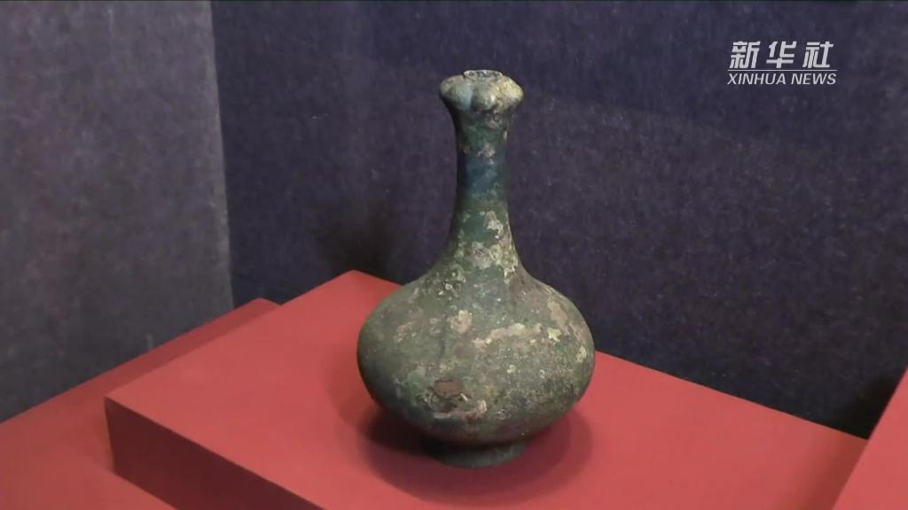 逛黔粤文物展 赏夜郎与南越文物之美