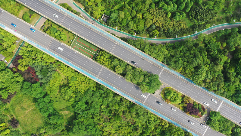 “快”看贵马赛道