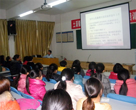 土溪举办女教师生殖健康知识讲座