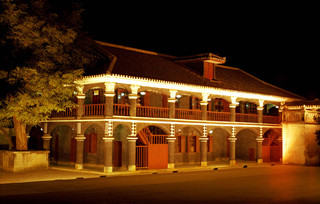 纪念遵义会议召开80周年专题